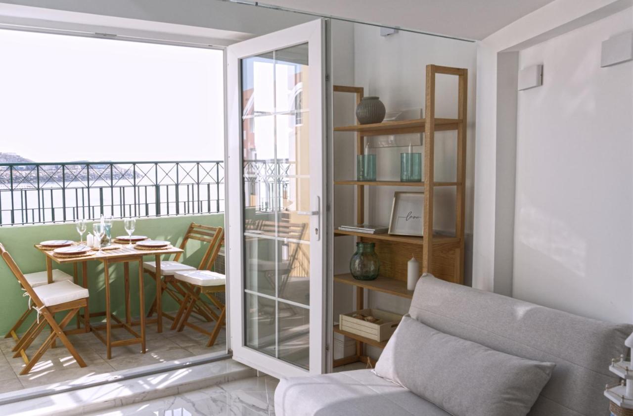 Spectacular Beachfront Duplex On The Mediterranean - Caleta, Catalan Bay Gibraltar Exterior photo